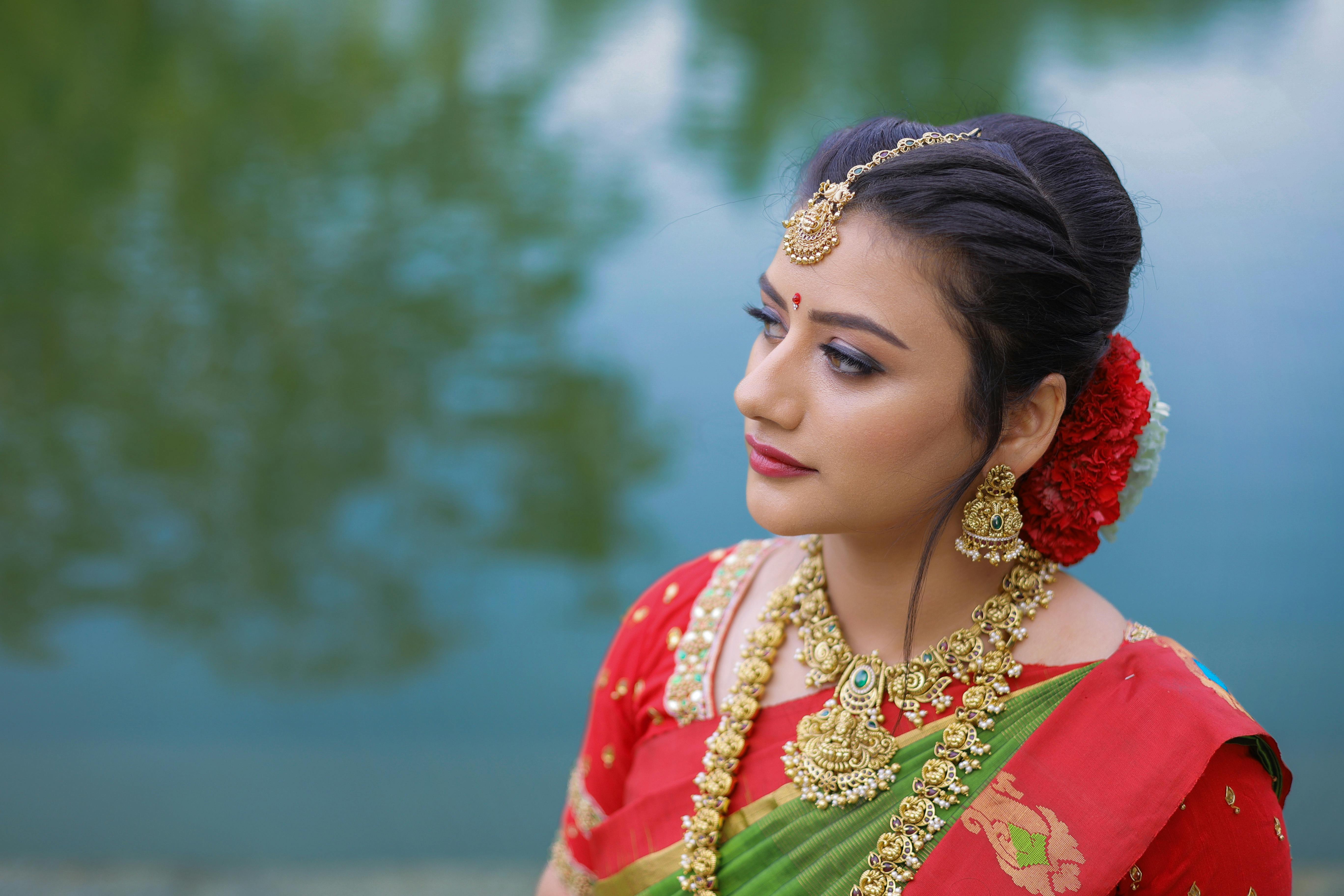 1024x768px | free download | HD wallpaper: model, bride, fashion, wedding,  indian, saree, beauty, beautiful woman | Wallpaper Flare